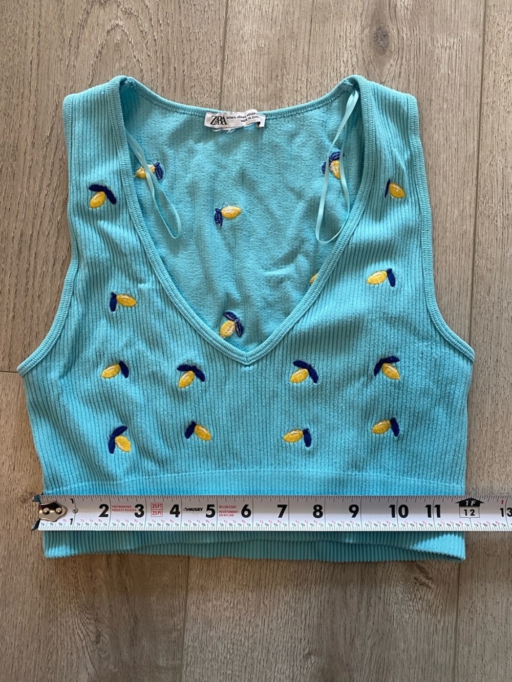 🌞3️⃣ Crop Top Tank Bundle (M) Pink Knit, Aqua Embroidered Lemons, +Black Aritzia - Picture 8 of 14